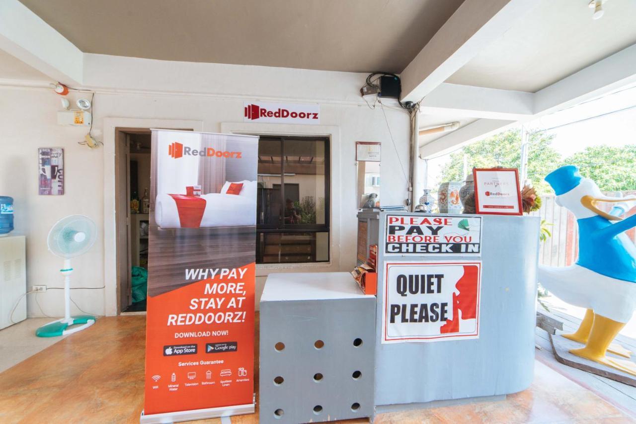 Hotel Reddoorz @ Aparente Gensan General Santos City Esterno foto